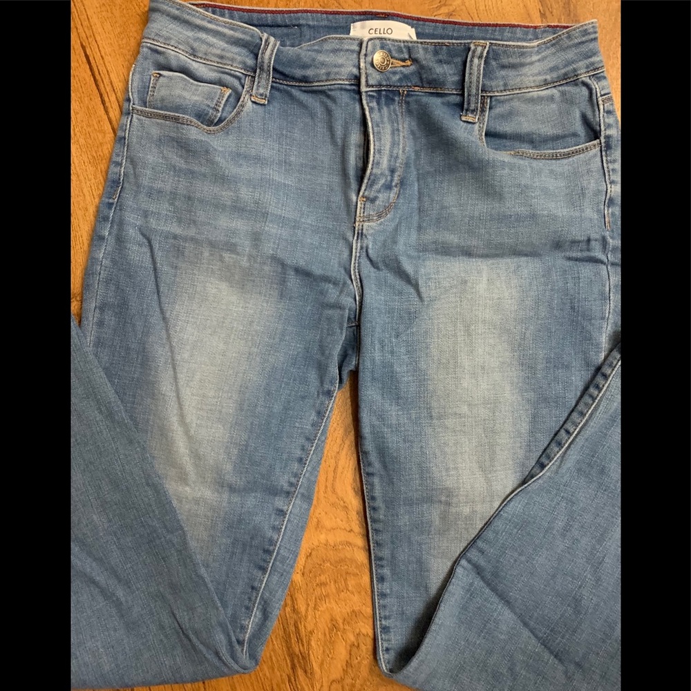 Jeans